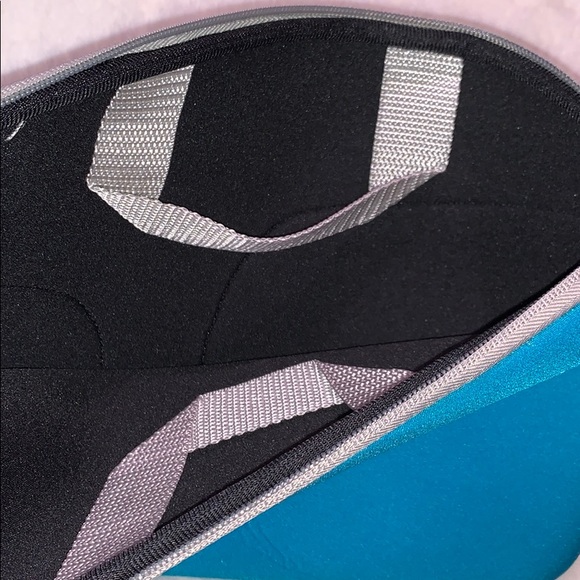 Turqoise Soft Laptop Case 13"x9" - Picture 4 of 6